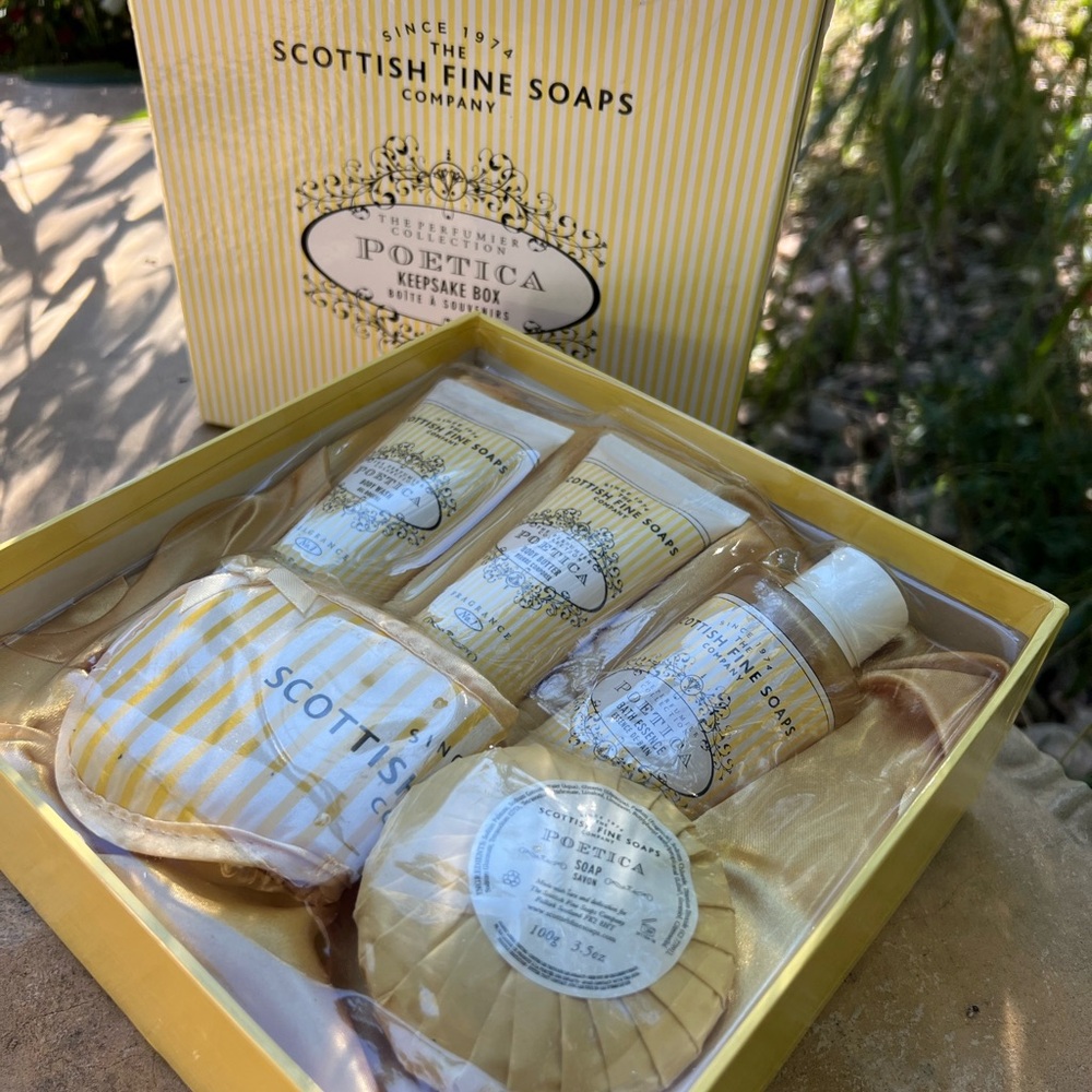 Poetica Fine Soap Collection ~ Keepsake Box - Yellow